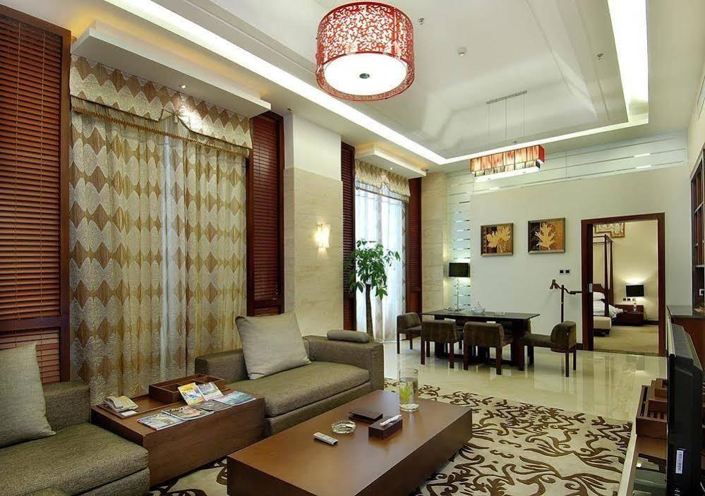 Haikou Jingheng Hotel - Formerly The New Osrock Hotel Exterior photo