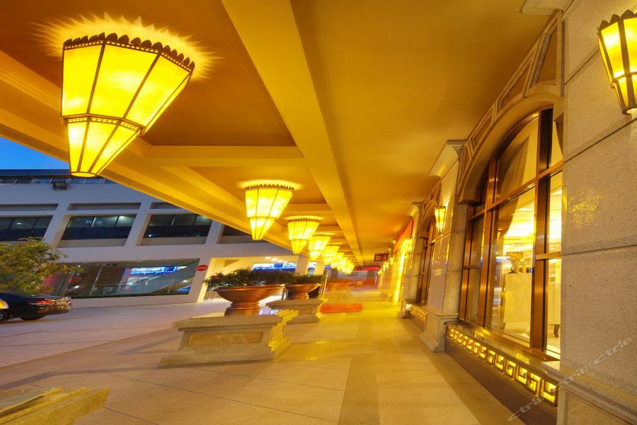 Haikou Jingheng Hotel - Formerly The New Osrock Hotel Exterior photo
